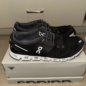 On Running Women’s Black Athletic Shoes
